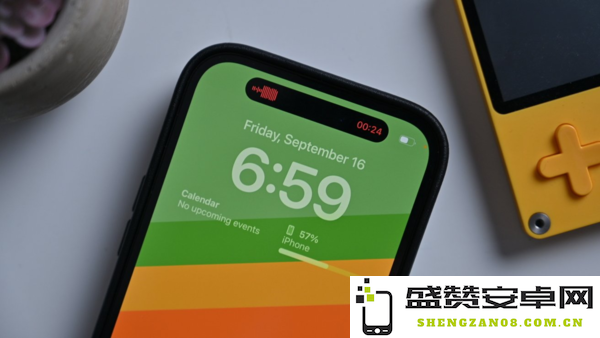 iPhone SE 4屏幕升级：无边框设计取代刘海屏-苹果新机曝光