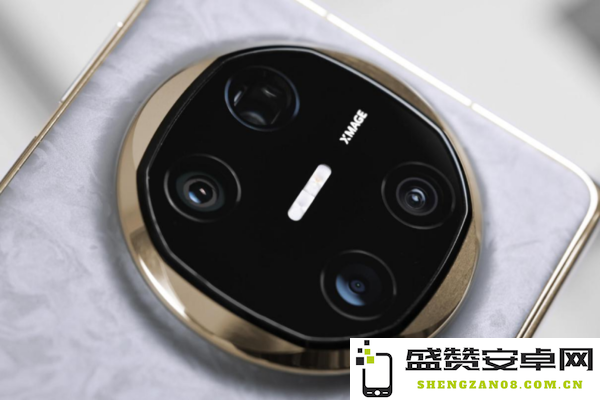 华为Mate X6捕捉神舟二十号发射盛况 硬核影像纪录航天新坐标