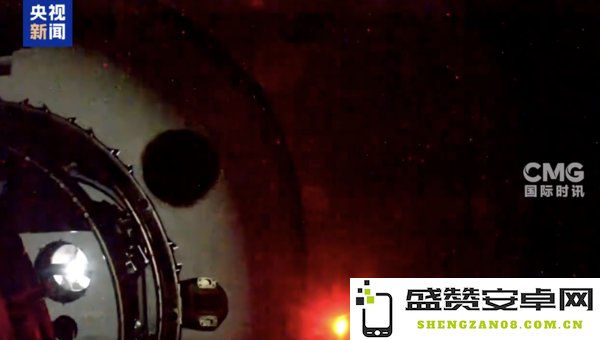 “龙”飞船接驳国际空间站 美宇航员滞留9个月盼来飞船