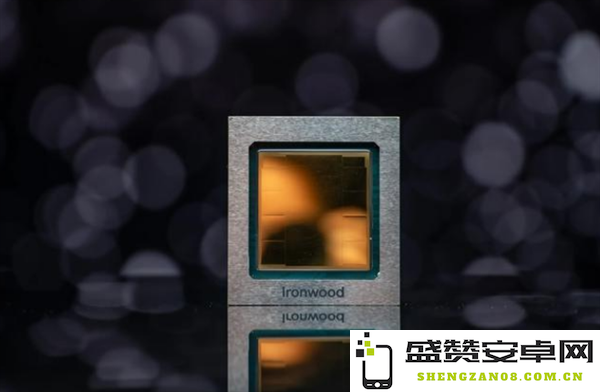 谷歌推出最新强大芯片！全新第七代TPU发布，内存容量高达192GB，性能再创新高