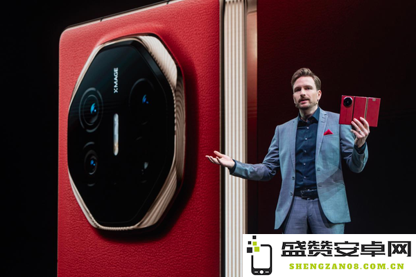华为Mate XT三折叠屏海外发布：揭秘科技美学新标杆-折叠屏手机体验升级