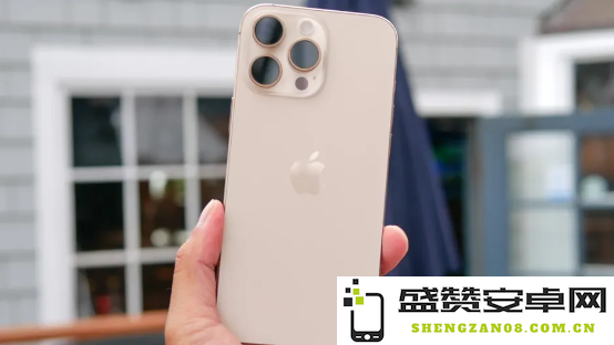 iPhone Pro换机潮来袭：安卓旗舰如何应对用户流失危机？