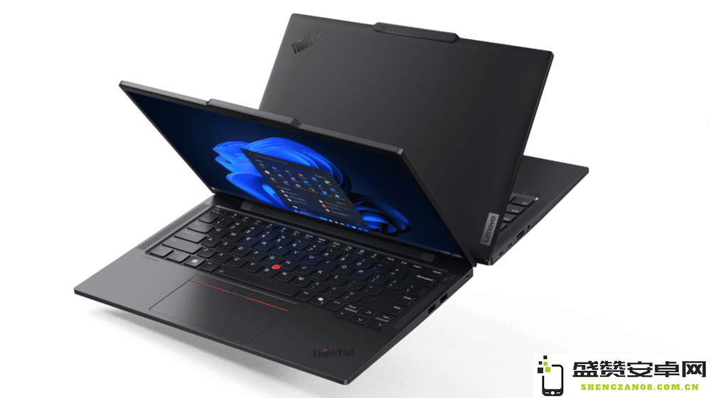 联想集团在MWC2024推出最新AI PC，致力于构建完善的AI软硬件生态系统