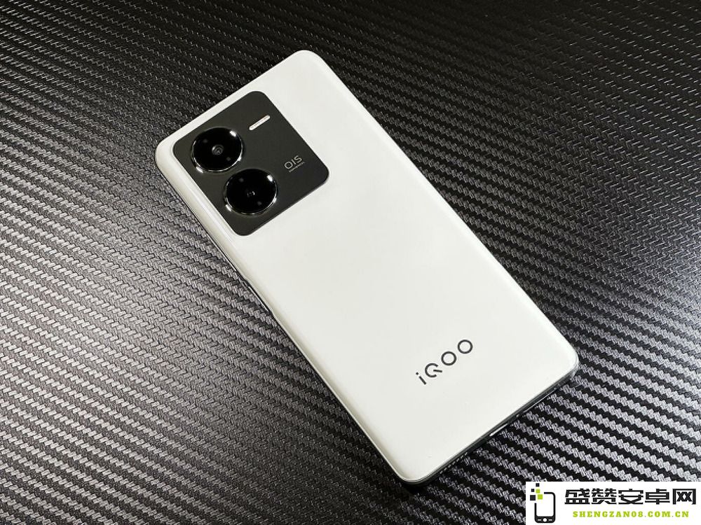 接近高端型号性能的千元手机 iQOO Z8 深度体验报告